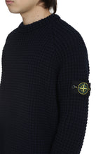 Load image into Gallery viewer, Virgin wool sweater
