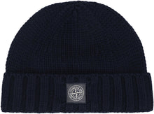 Load image into Gallery viewer, Knitted virgin wool hat
