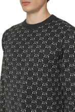 Load image into Gallery viewer, Crew-neck wool sweater
