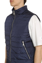Load image into Gallery viewer, Full zip field vest
