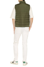Load image into Gallery viewer, Full zip field vest

