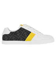 Load image into Gallery viewer, Leather low-top sneakers
