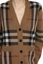 Load image into Gallery viewer, Wool and cashmere cardigan
