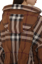 Load image into Gallery viewer, Technical fabric hooded jacket
