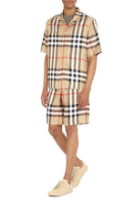Load image into Gallery viewer, Short sleeve silk shirt
