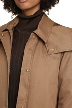 Load image into Gallery viewer, Hooded gabardine down jacket
