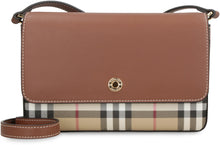 Load image into Gallery viewer, Note check print shoulder bag
