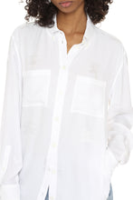 Load image into Gallery viewer, Silk shirt
