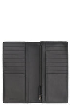 Load image into Gallery viewer, Continental wallet with check motif
