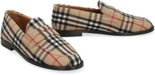 Load image into Gallery viewer, Wool loafers
