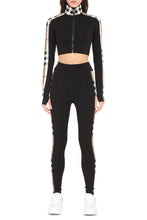 Load image into Gallery viewer, Long sleeve crop top
