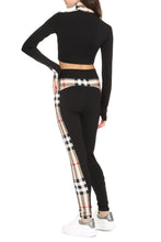 Load image into Gallery viewer, Long sleeve crop top

