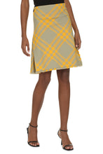 Load image into Gallery viewer, Wrap skirt
