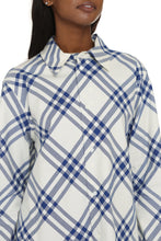 Load image into Gallery viewer, Checked flannel shirt
