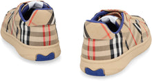 Load image into Gallery viewer, Terrace Check sneakers
