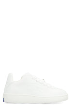 Load image into Gallery viewer, Box leather low-top sneakers
