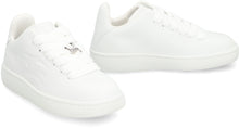 Load image into Gallery viewer, Box leather low-top sneakers

