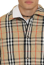 Load image into Gallery viewer, Quilted jacket with snaps
