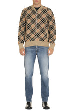 Load image into Gallery viewer, Zipped cardigan
