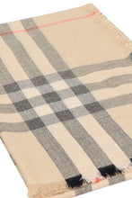 Load image into Gallery viewer, Wool and silk scarf
