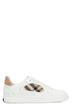 Load image into Gallery viewer, Leather low-top sneakers
