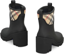 Load image into Gallery viewer, Chelsea boots Stride
