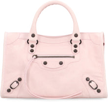 Load image into Gallery viewer, Little Leather Bag in the City
