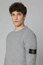 Load image into Gallery viewer, Wool-blend crew-neck sweater

