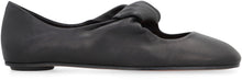 Load image into Gallery viewer, Leather ballet flats
