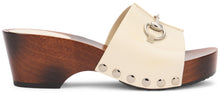 Load image into Gallery viewer, Wedges in leather with clamp
