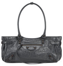 Load image into Gallery viewer, Tote bag Le City East-West in leather
