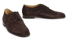 Load image into Gallery viewer, Laced shoes in suede leather
