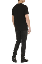 Load image into Gallery viewer, Set of three cotton t-shirts
