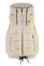 Load image into Gallery viewer, Padded vest with fauxfur
