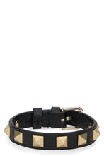 Load image into Gallery viewer, Rockstud bracelet in leather
