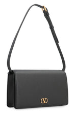 Load image into Gallery viewer, VLogo Signature bag in leather
