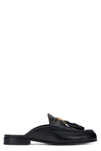 Load image into Gallery viewer, Loafers VLogo in leather
