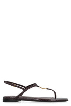 Load image into Gallery viewer, FFold Leather sandals
