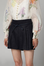 Load image into Gallery viewer, Linen shorts

