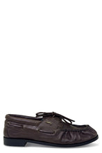 Load image into Gallery viewer, Leather loafers with laces
