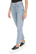 Load image into Gallery viewer, Riley cropped straight leg jeans
