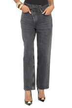 Load image into Gallery viewer, Criss Cross jeans
