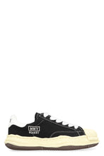 Load image into Gallery viewer, Blaley canvas low-top sneakers
