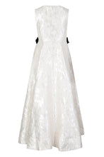 Load image into Gallery viewer, Long satin dress
