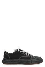 Load image into Gallery viewer, Peterson canvas low-top sneakers
