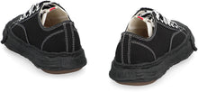 Load image into Gallery viewer, Peterson canvas low-top sneakers
