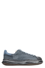 Load image into Gallery viewer, Blakey Fabric low-top sneakers
