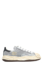 Load image into Gallery viewer, Blakey Leather low-top sneakers
