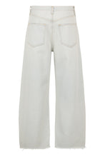 Load image into Gallery viewer, Loose jeans in cotton
