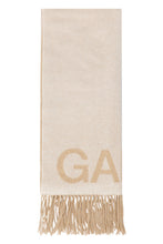 Load image into Gallery viewer, Wool scarf with fringes
